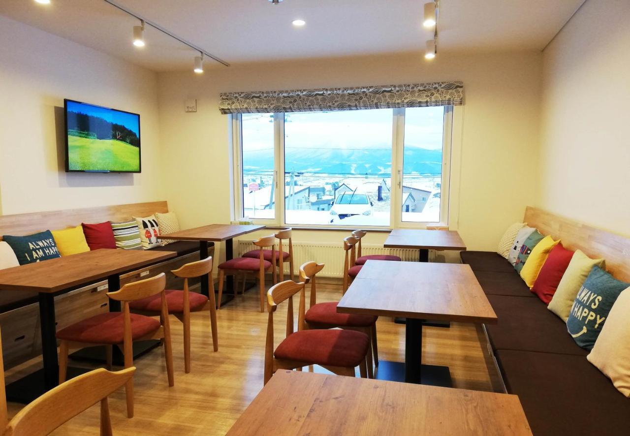 Hotel Hanafuji Inn Nakafurano Екстериор снимка